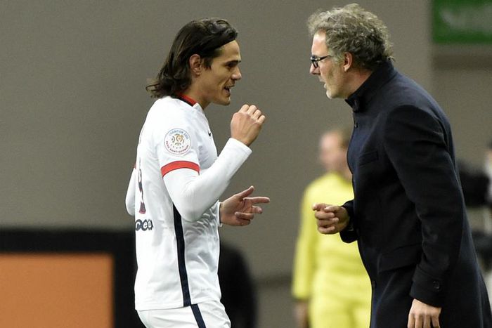 ___4572701___https:______static.pulse.com.gh___webservice___escenic___binary___4572701___2016___1___18___18___edinson-cavani-laurent-blanc-cropped_lunvwqxbibu41dscgtlgy1n0i_2