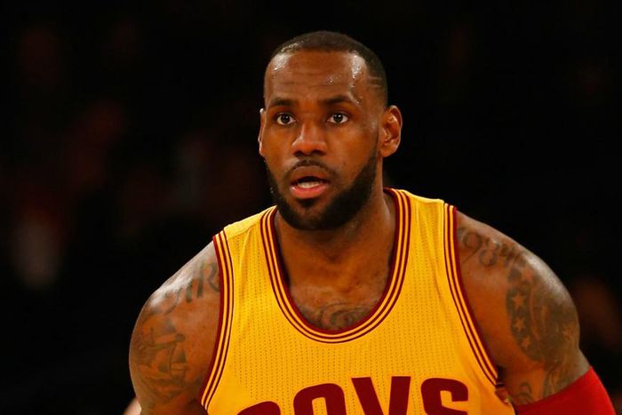 ___4867777___https:______static.pulse.com.gh___webservice___escenic___binary___4867777___2016___4___1___12___lebron-james-033116-getty-ftr-usjpg_1j9zl2docmis41g1bniv9lyz4g