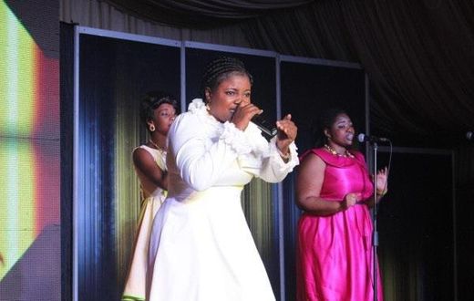 Ohemaa Mercy shakes Kumasi amid heavy downpour