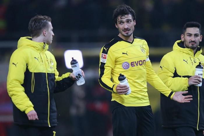 ___4976321___https:______static.pulse.com.gh___webservice___escenic___binary___4976321___2016___4___29___15___matshummels-cropped_17ry9sf54537i1sl0gujx9f4tv_2