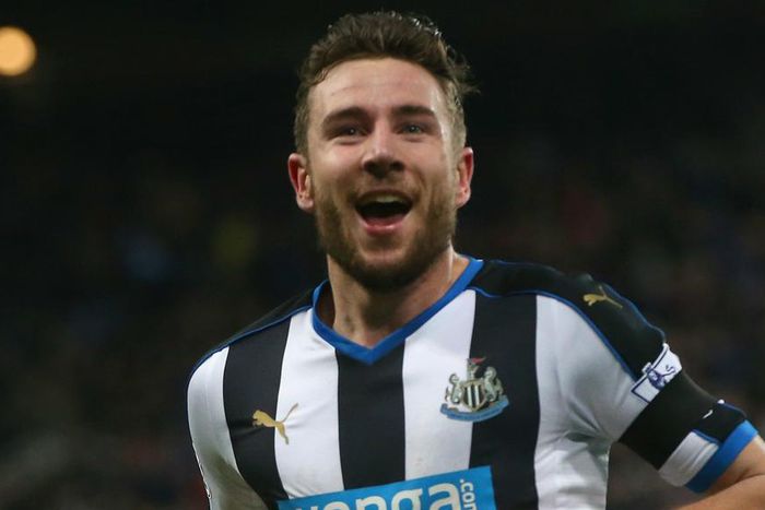 ___4551501___https:______static.pulse.com.gh___webservice___escenic___binary___4551501___2016___1___13___1___dummett-cropped_194za1hub1r98zlf53zb5wwr8_1