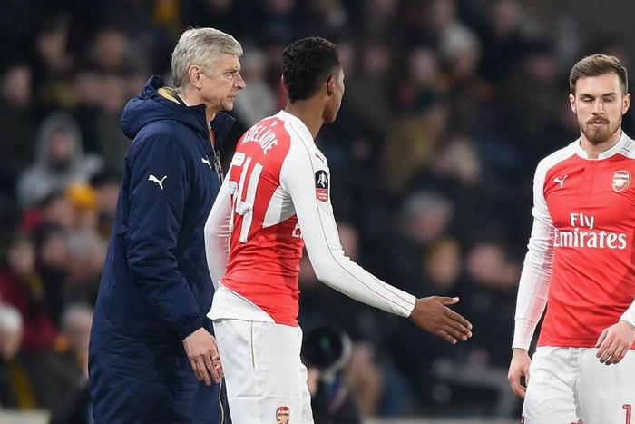 ___4778743___https:______static.pulse.com.gh___webservice___escenic___binary___4778743___2016___3___9___0___aaronramsey-cropped_l16roojwq05g1aw3395bf4u53_1