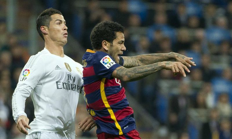___4650745___https:______static.pulse.com.gh___webservice___escenic___binary___4650745___2016___2___5___15___cristiano-ronaldo-dani-alves-cropped_ry3cki476h421sy51dx3q94db