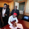 Davido signs global music deal with Sony BMG