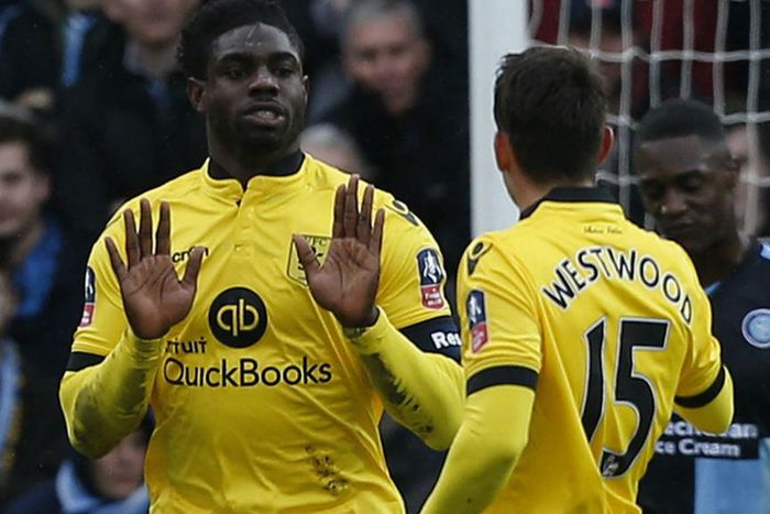 ___4540717___https:______static.pulse.com.gh___webservice___escenic___binary___4540717___2016___1___10___0___micah-richards_by89pikqxe1p1841q3gydy95m