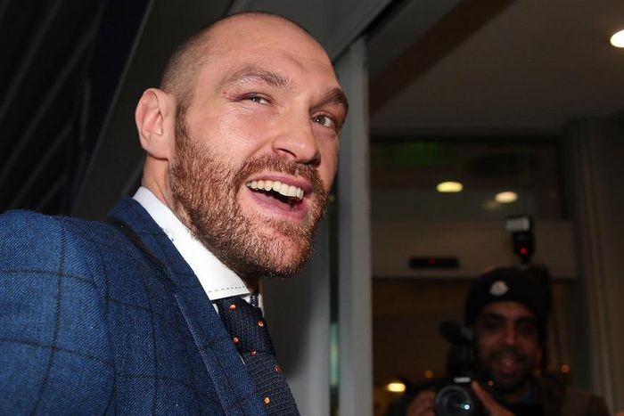 ___4426705___https:______static.pulse.com.gh___webservice___escenic___binary___4426705___2016___2___4___14___tysonfury-cropped_1vwkowaip85zt1o9jy0me5h8al