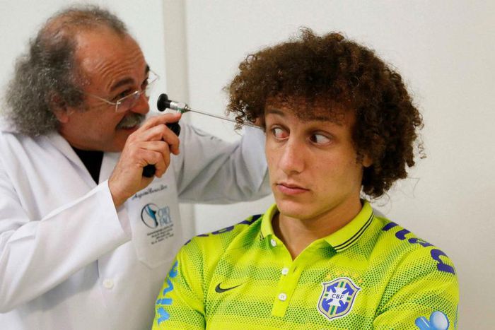 ___4580758___https:______static.pulse.com.gh___webservice___escenic___binary___4580758___2016___1___20___13___davidluiz-cropped_1ifmokhj97jy81c9uhmwdtya7k