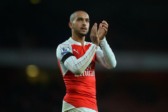 ___4581788___https:______static.pulse.com.gh___webservice___escenic___binary___4581788___2016___1___20___14___theo-walcott-cropped_13xrjcrejufwe1bbuzic5xnjjd_1