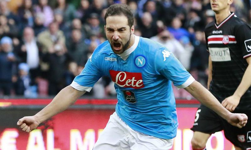 ___4709648___https:______static.pulse.com.gh___webservice___escenic___binary___4709648___2016___2___20___15___gonzalo-higuain-cropped_ii8jahe5ny1k1dk2grmyghg54_2