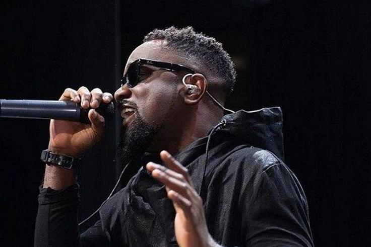 Sarkodie on stage