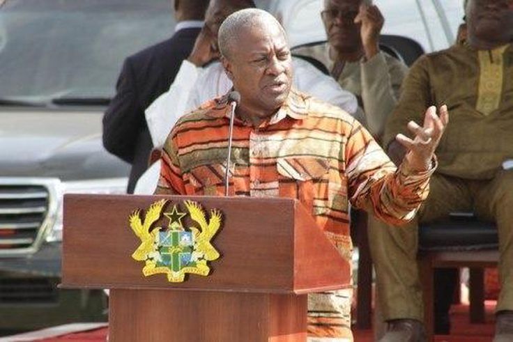 ___4875596___https:______static.pulse.com.gh___webservice___escenic___binary___4875596___2016___4___3___15___Mahama-in-Ada-495x330