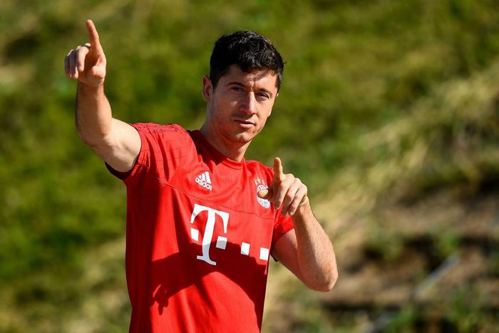 ___4567665___https:______static.pulse.com.gh___webservice___escenic___binary___4567665___2016___1___17___17___robertlewandowski-cropped_1b062asy0ypp41tvcs325ohk1k