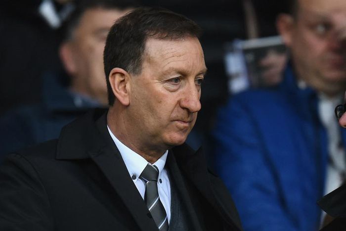 ___4534637___https:______static.pulse.com.gh___webservice___escenic___binary___4534637___2016___4___9___22___huwjenkins-cropped_1jhio5jceyss81des4agovf6nd