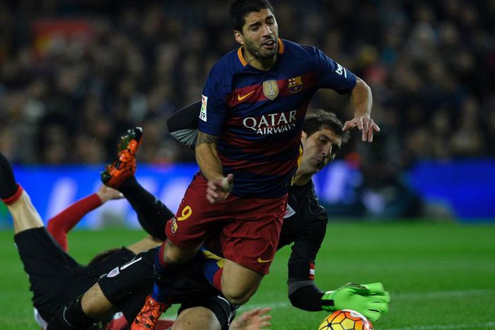 ___4568948___https:______static.pulse.com.gh___webservice___escenic___binary___4568948___2016___1___18___6___suareziraizoz-cropped_14y7znrw74qpf120qm9igftb50_2