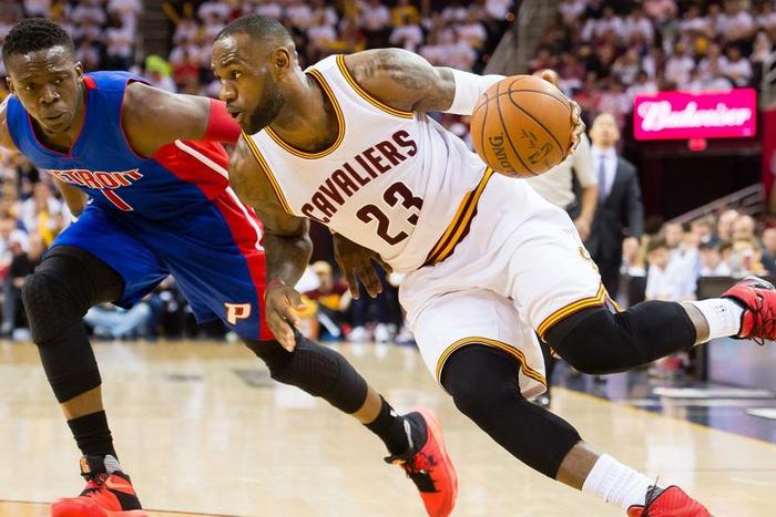 ___4930868___https:______static.pulse.com.gh___webservice___escenic___binary___4930868___2016___4___20___8___lebronjames-cropped_1sa3bwiu0u11m1x14ub8zbuo0c_2