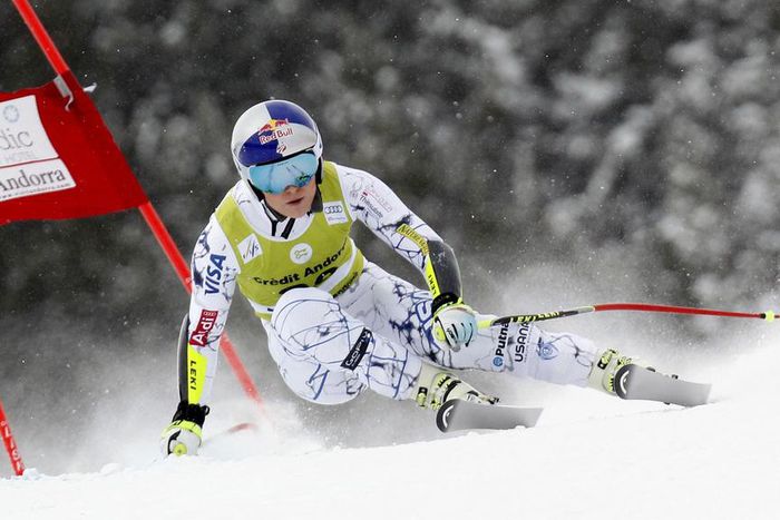 ___4752798___https:______static.pulse.com.gh___webservice___escenic___binary___4752798___2016___3___2___18___lindseyvonn-cropped_iwhtxvli9hey142c0lcxbvb7h