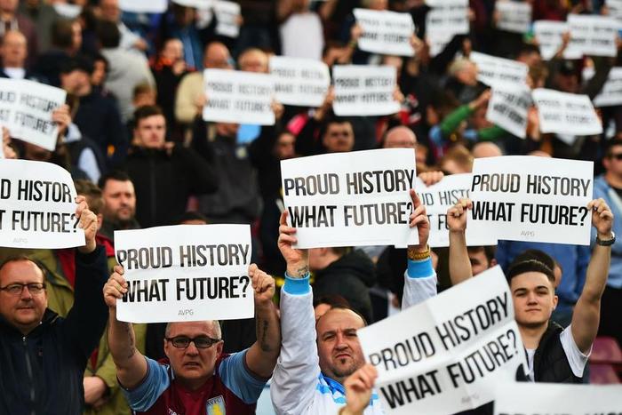 ___4953020___https:______static.pulse.com.gh___webservice___escenic___binary___4953020___2016___4___23___21___supporters-of-aston-villa_7wsav7kvze5v1d33cgosxt3fk