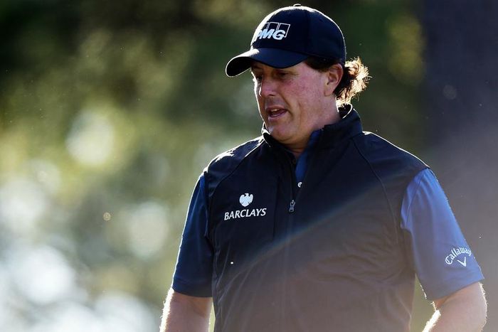 ___4885738___https:______static.pulse.com.gh___webservice___escenic___binary___4885738___2016___4___6___11___philmickelson-cropped_1rqkkc00vjeav12joncl54ejb7_2