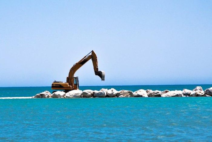 ___4742060___https:______static.pulse.com.gh___webservice___escenic___binary___4742060___2016___2___29___12___Afas-hero-95271655