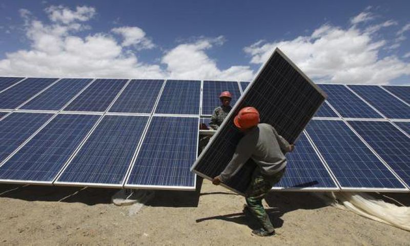 The solar panel, which is connected to the ECG is located near Winneba and produces 20 MW of power during the day, according to the Project consultant, Engineer Daniel Azu.