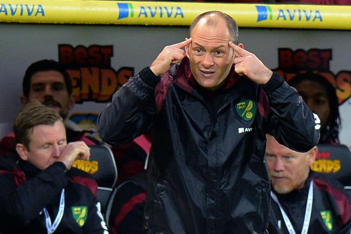 ___4456323___https:______static.pulse.com.gh___webservice___escenic___binary___4456323___2016___1___9___20___alexneil-cropped_v4yqg6d8b83w17tma09fc84f7_1