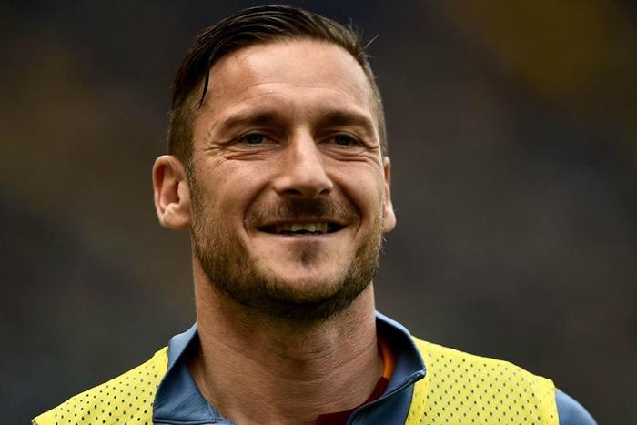 ___4903100___https:______static.pulse.com.gh___webservice___escenic___binary___4903100___2016___4___28___0___francescototti-cropped_162m4oj4swtdb1big8eg1uniff_2