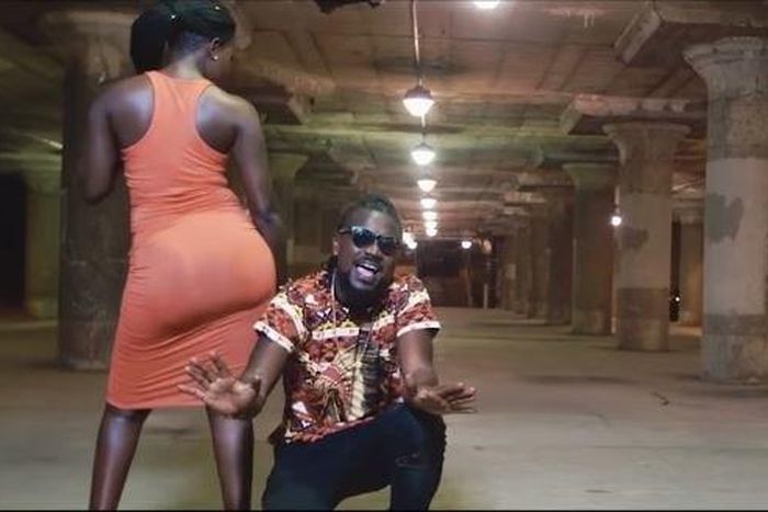 Samini - Bubble It