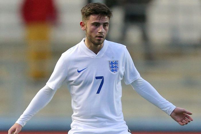 ___4636800___https:______static.pulse.com.gh___webservice___escenic___binary___4636800___2016___2___2___17___patrick-roberts-cropped_1efzn9ndzczm314cqrxlpkisj6_1