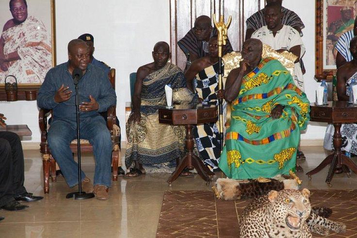 File photo (Prez John Mahama with Okyehene and president of Eastern Regional House of chiefs, Osagyefo Amoatia Ofori Panin)