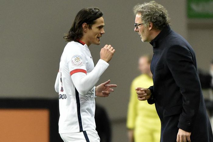 ___4610077___https:______static.pulse.com.gh___webservice___escenic___binary___4610077___2016___1___26___22___edinson-cavani-laurent-blanc-cropped_1xsk137jmwf3z1bhyxz1oyoqlv_2