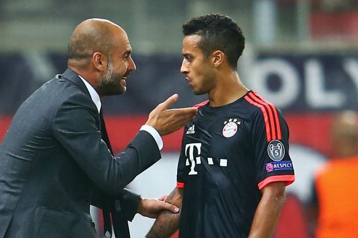 ___4517464___https:______static.pulse.com.gh___webservice___escenic___binary___4517464___2016___1___3___21___pepguardiolathiagoalacantara-cropped_c20h0gis08ng14iqk0t5huedu