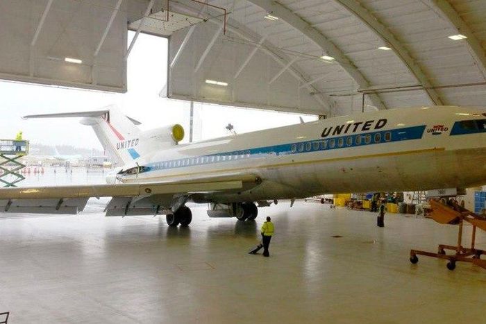 ___4749683___https:______static.pulse.com.gh___webservice___escenic___binary___4749683___2016___3___1___18___boeing+727