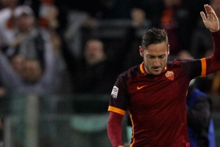 ___4942459___https:______static.pulse.com.gh___webservice___escenic___binary___4942459___2016___4___21___6___francescototti-cropped_31jqdp39libi15qnmu03fc918