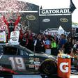 ___4955426___https:______static.pulse.com.gh___webservice___escenic___binary___4955426___2016___4___25___4___carl-edwards-wins-at-richmond_1akbtjkev5zi21j2723ak1cuvg