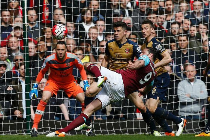 ___4900449___https:______static.pulse.com.gh___webservice___escenic___binary___4900449___2016___4___9___18___andy-carroll-cropped_4x30w8xytvf713o7en0jp03fq