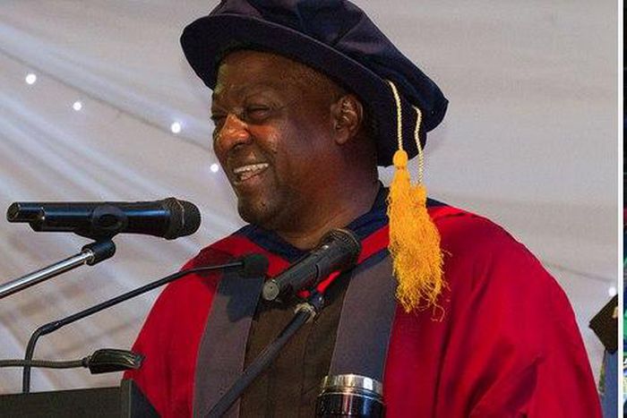 ___4809786___https:______static.pulse.com.gh___webservice___escenic___binary___4809786___2016___3___16___11___MAHAMA-2-539x330