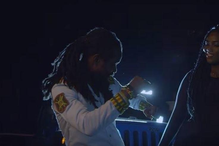 Ras Kuuku - Nwansina feat. Luther
