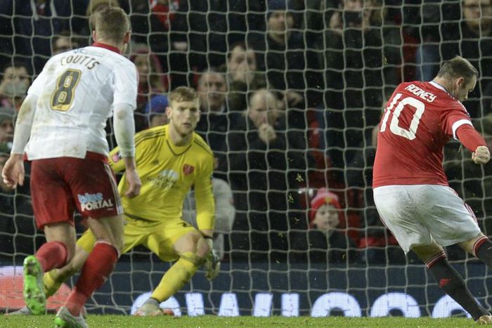 ___4540788___https:______static.pulse.com.gh___webservice___escenic___binary___4540788___2016___1___10___0___waynerooney-cropped_byx4uexosa5e1nun59qz4k332