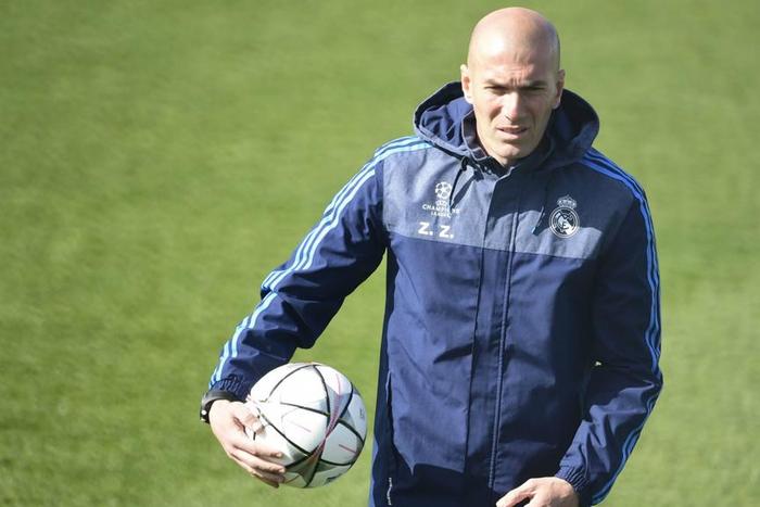 ___4774026___https:______static.pulse.com.gh___webservice___escenic___binary___4774026___2016___3___8___9___zinedinezidane-cropped_drvlqk8sley01d7ecurl22nh7