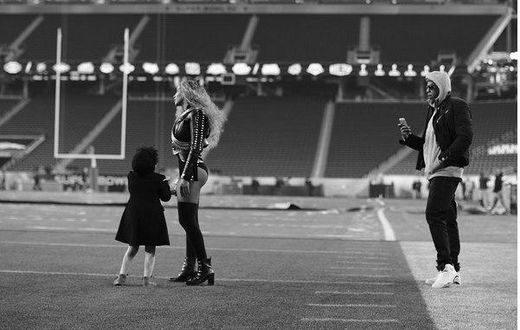 Beyonce with Blue Ivy and Jay Z