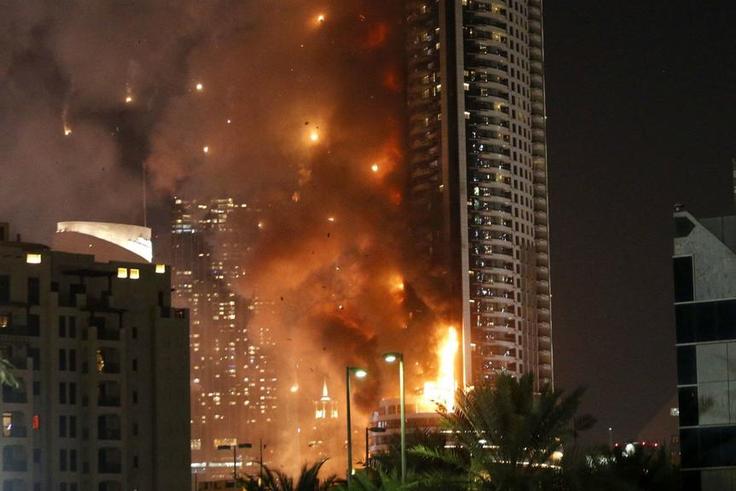 ___4520118___https:______static.pulse.com.gh___webservice___escenic___binary___4520118___2016___1___4___17___the-address-hotel-in-dubai-ablaze-cropped_ez07j0mx6lgj162t6ptmi633s