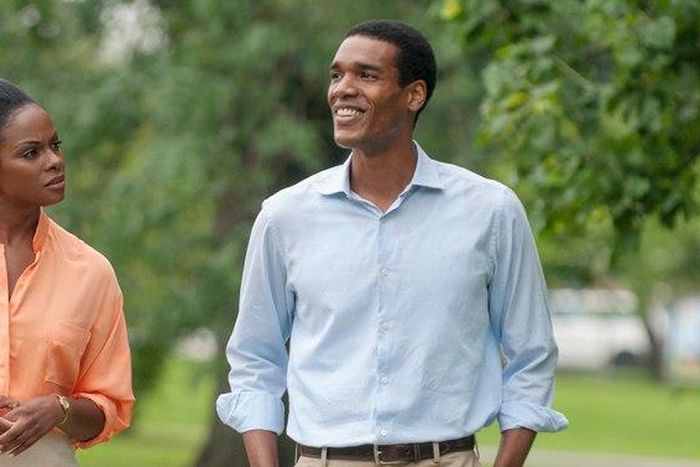 Tika Sumpter and Parker Sawyers as Michelle and Barack Obama