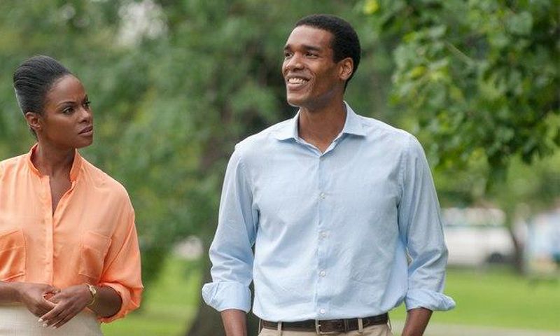 Tika Sumpter and Parker Sawyers as Michelle and Barack Obama