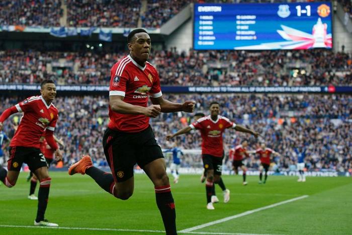 ___4953165___https:______static.pulse.com.gh___webservice___escenic___binary___4953165___2016___4___23___21___anthonymartial-cropped_x5b1wf6xea2u1ijels3jmrw8e