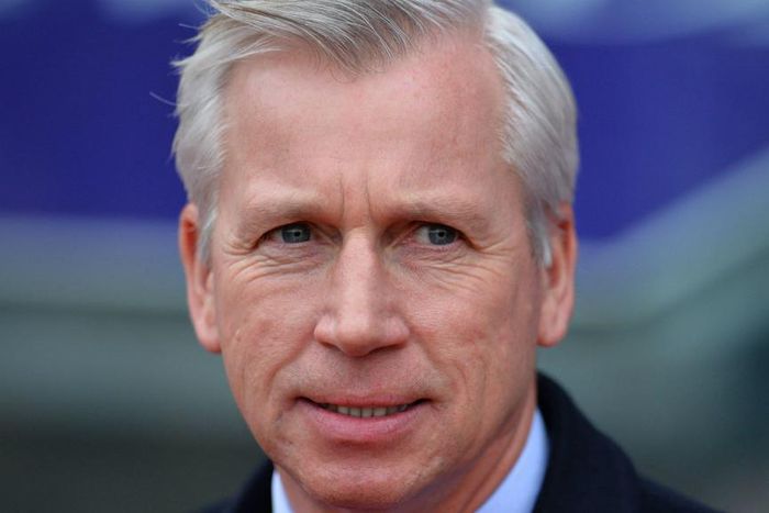 ___4598086___https:______static.pulse.com.gh___webservice___escenic___binary___4598086___2016___1___24___3___alanpardew-cropped_kowcqyw84ezq1ti5wajif9jrr