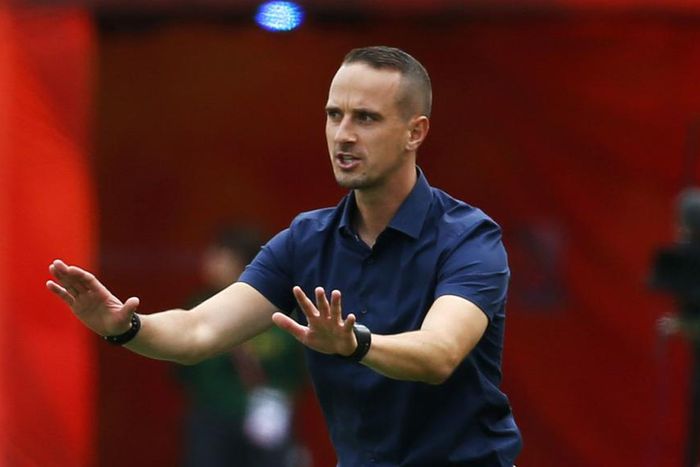 ___4545313___https:______static.pulse.com.gh___webservice___escenic___binary___4545313___2016___1___11___16___marksampson-cropped_y54s3hg053jc1p6qutldogexa_1