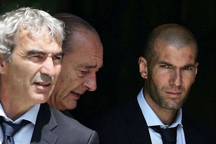 ___4533904___https:______static.pulse.com.gh___webservice___escenic___binary___4533904___2016___1___7___18___zidanedomenech-cropped_r72e1v03a5hvzoaaloo28v2k_2