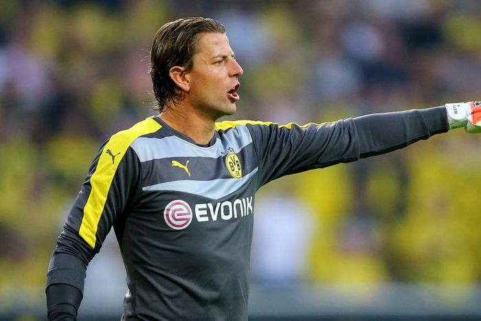 ___4652628___https:______static.pulse.com.gh___webservice___escenic___binary___4652628___2016___2___5___19___romanweidenfeller-cropped_1mzxnxi3gutd41uxve97orl7ik