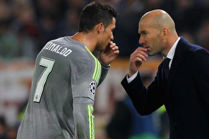 ___4721495___https:______static.pulse.com.gh___webservice___escenic___binary___4721495___2016___2___23___23___zinedine-zidane-cropped_28gdm0j7eyzh18tgnv49vyln6