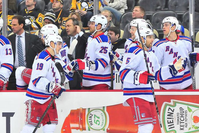 ___4672850___https:______static.pulse.com.gh___webservice___escenic___binary___4672850___2016___2___11___13___newyorkrangers-cropped_1ba955qe95bat13saopebcuahd